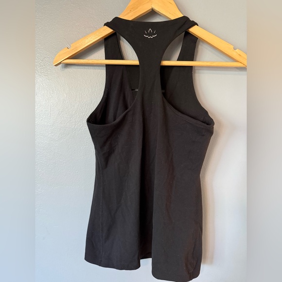 Beyond Yoga Black Tank Top - Picture 2 of 2